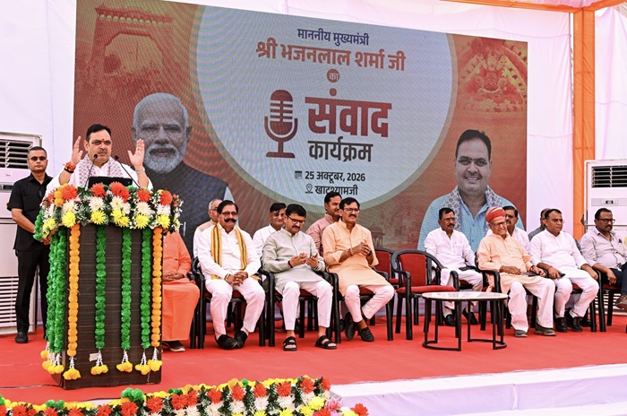 'हारे का सहारा' के दरबार से सीएम भजनलाल के सियासी तीर, कांग्रेस पर साधा निशाना