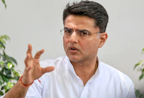 केरलम में कांग्रेस की जीत के हीरो रहे पायलट ने पार्टी को लेकर दिया बडा बयान