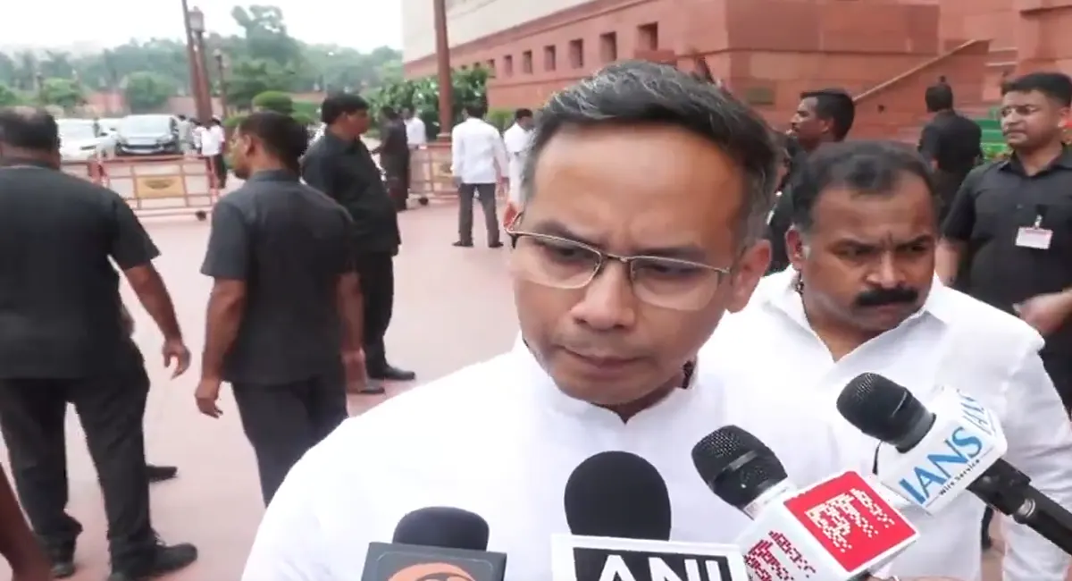‘प्रधानमंत्री गायब हैं, गृह मंत्री भी नहीं, वह जवाब नहीं देना चाहते’- गौरव गोगोई का बड़ा हमला