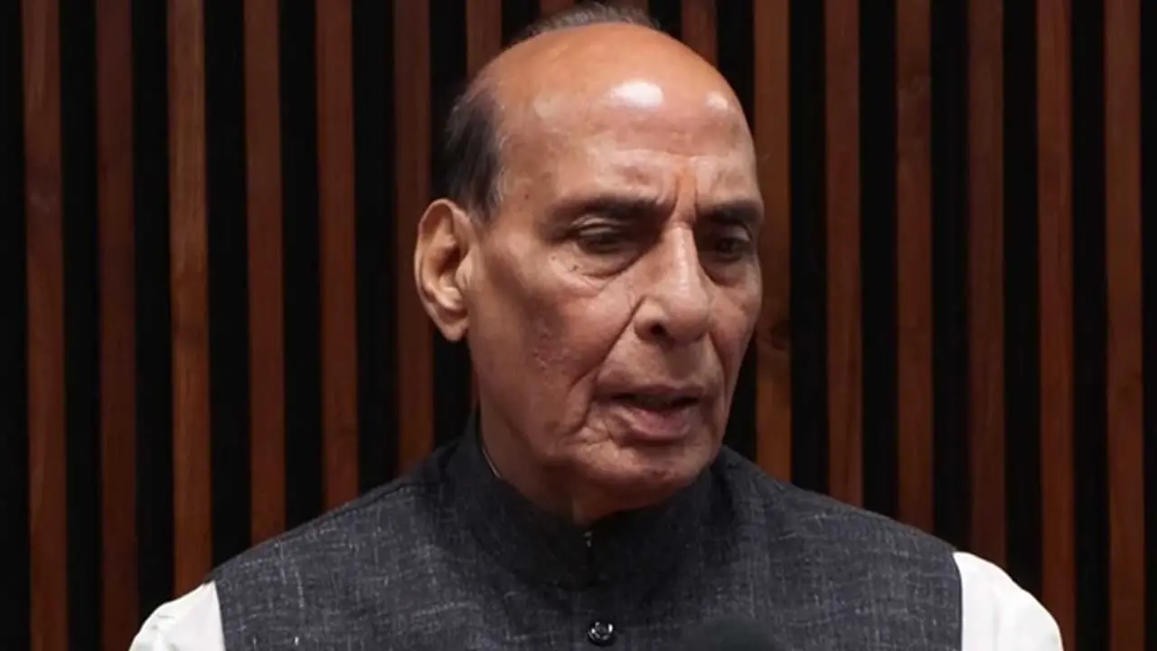 राजनीतिक स्वार्थ के लिए युवाओं का इस्तेमाल कर रहे कुछ लोग- राजनाथ सिंह का विपक्ष पर हमला